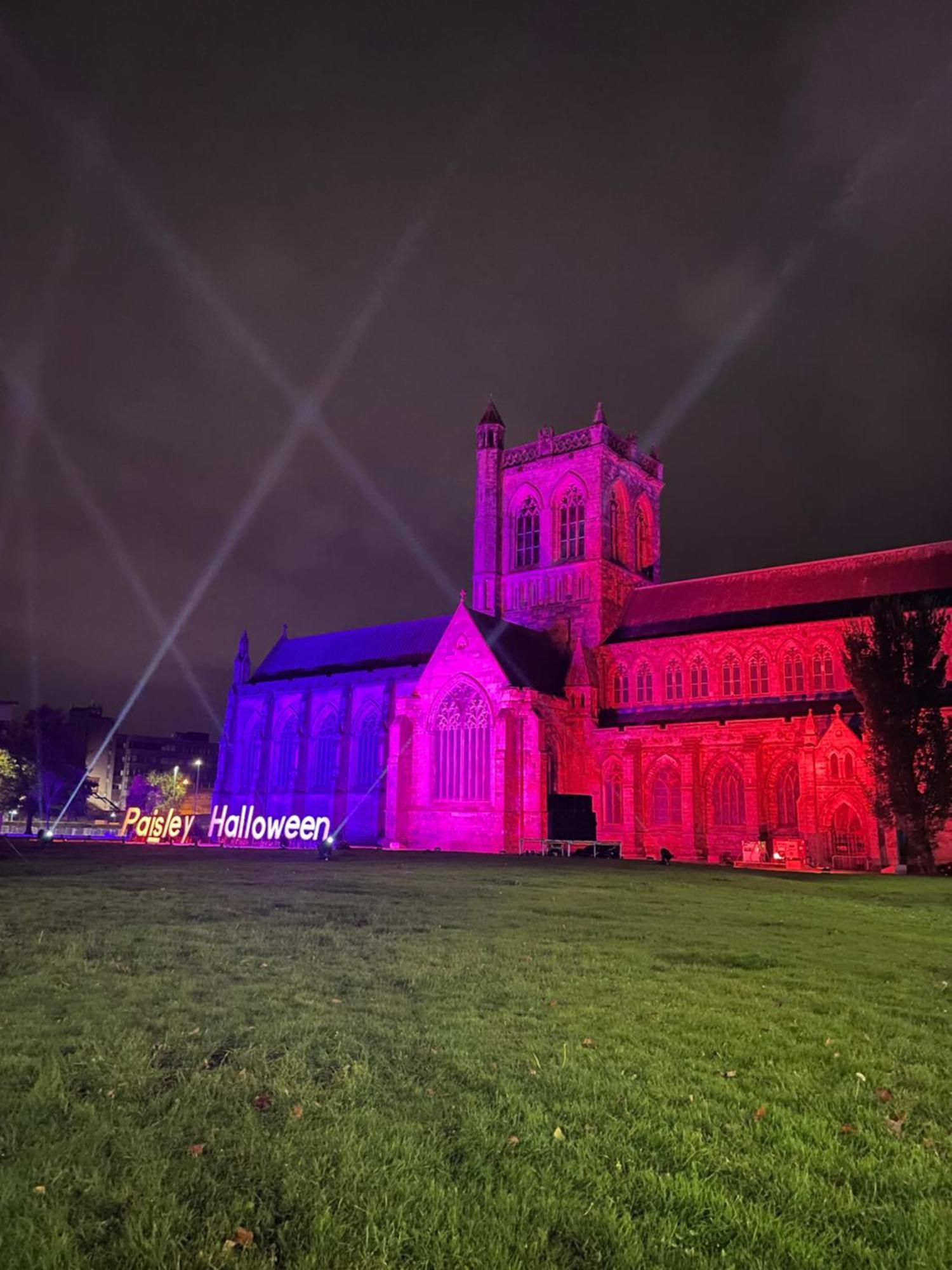 شقة The Paisley Penthouse - Abbey View المظهر الخارجي الصورة